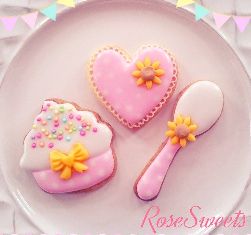 ���[�X�C�[�c����̃A�C�V���O�N�b�L�[